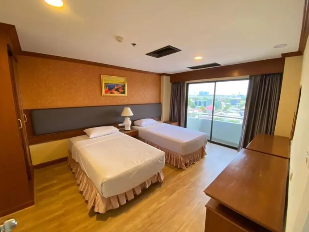 Deluxe Double room with balcony (twin beds)