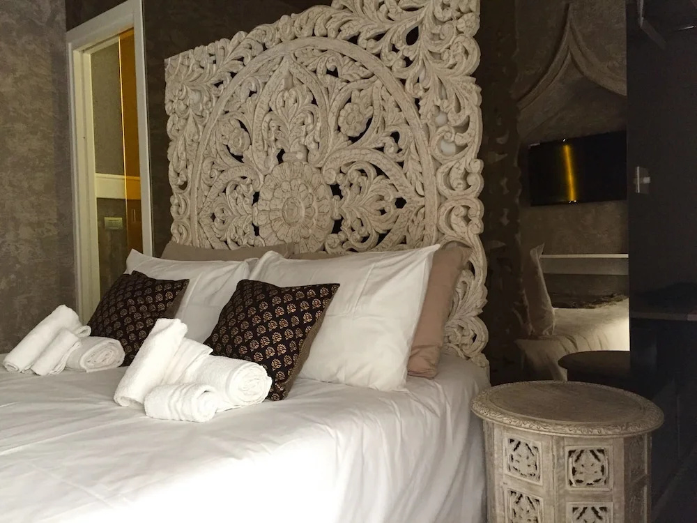 Standard Double room with balcony (full double bed)