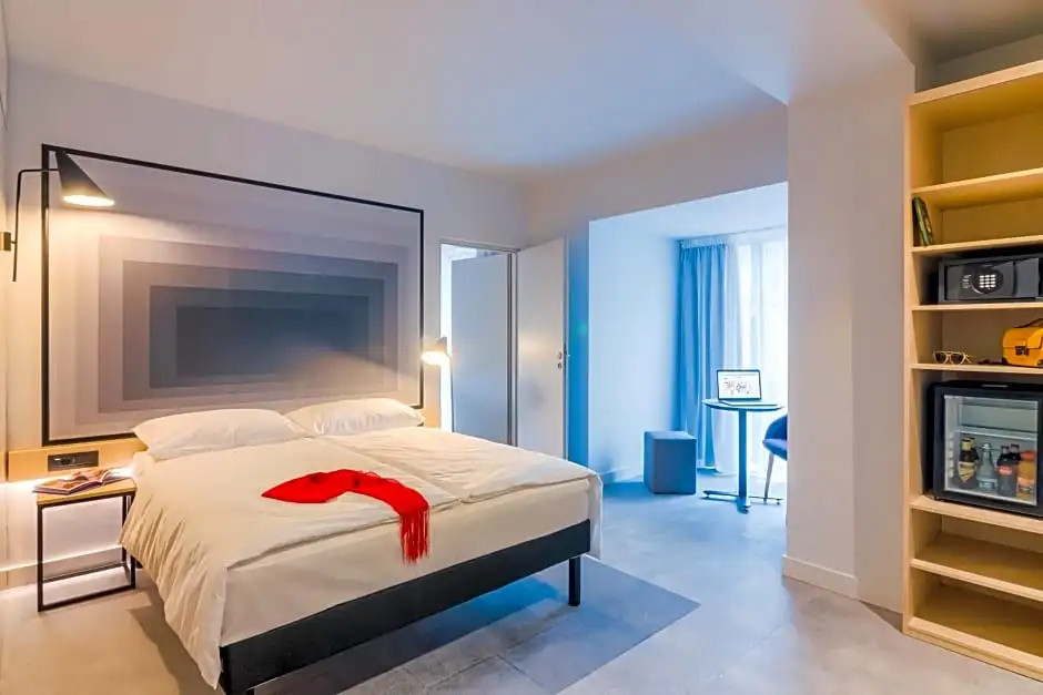 Superior room