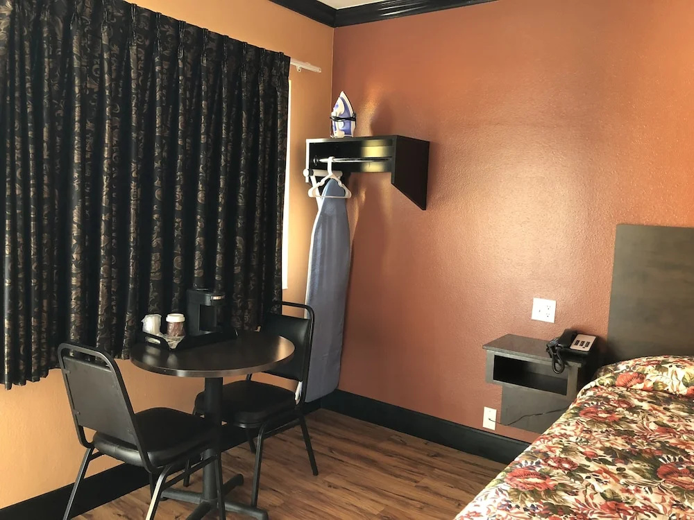 El Rancho Motel - Chambres