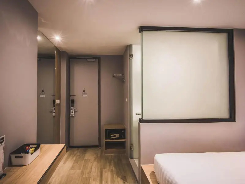 Superior Double room (full double bed)
