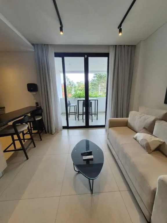 1 Bedroom Comfort Suite with balcony