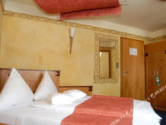 Hotel Wallhall
