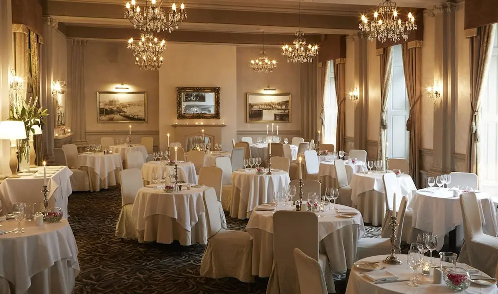 Palm Court Hotel - Général