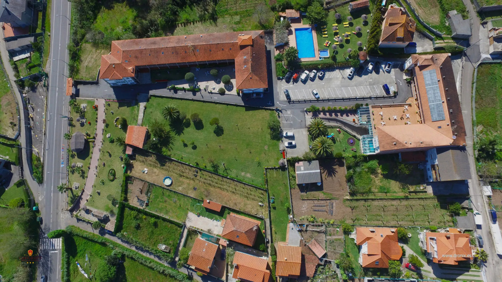 ApartHotel Punta Cabicastro