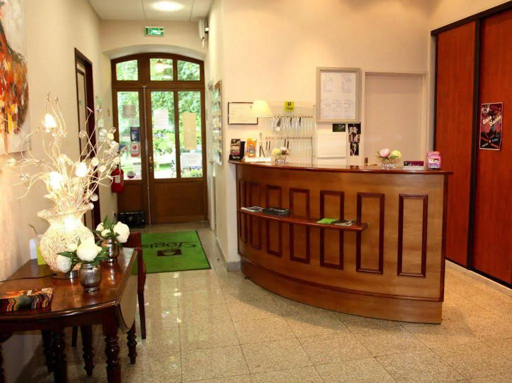 Voir la photo 2 — Logis Hôtel du Parc