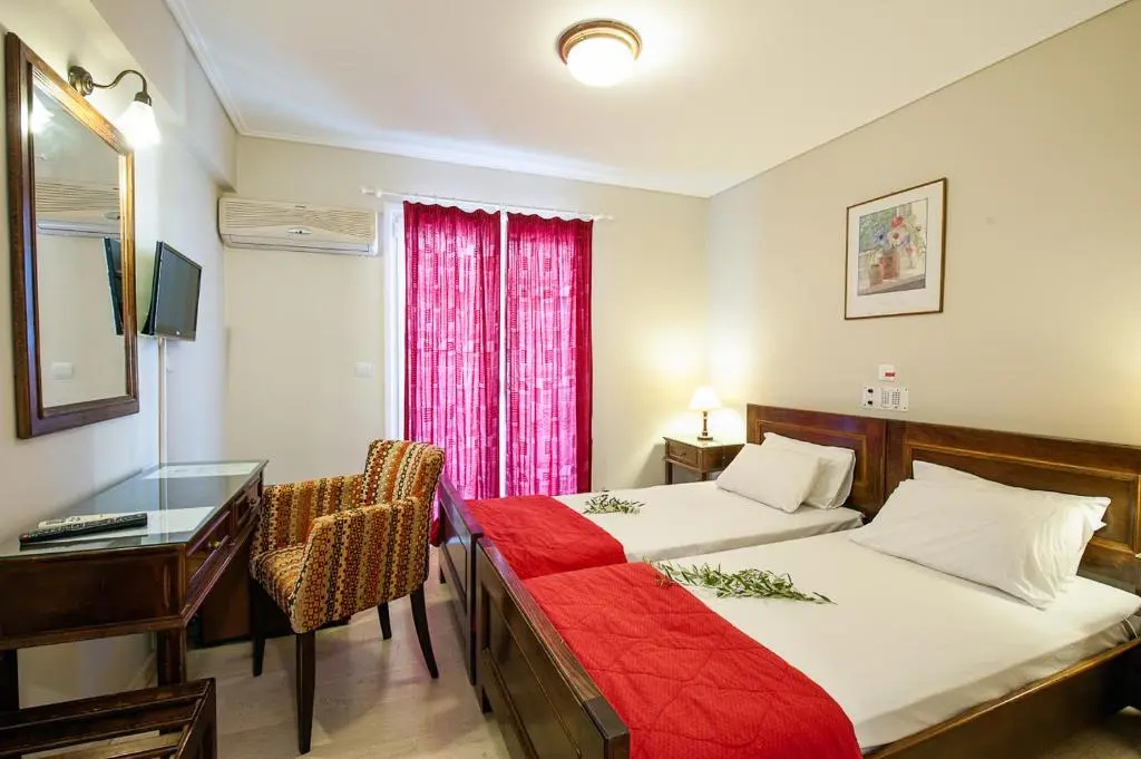 Standard Double room (full double bed)