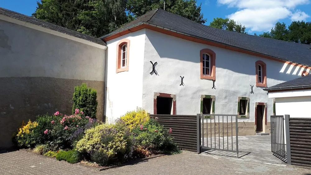 Prisma Hotel Burg Bollendorf
