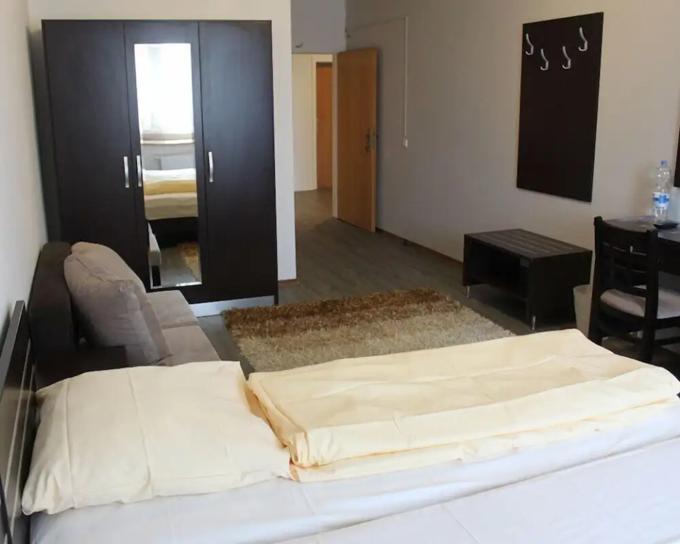 Standard Double room (twin beds)