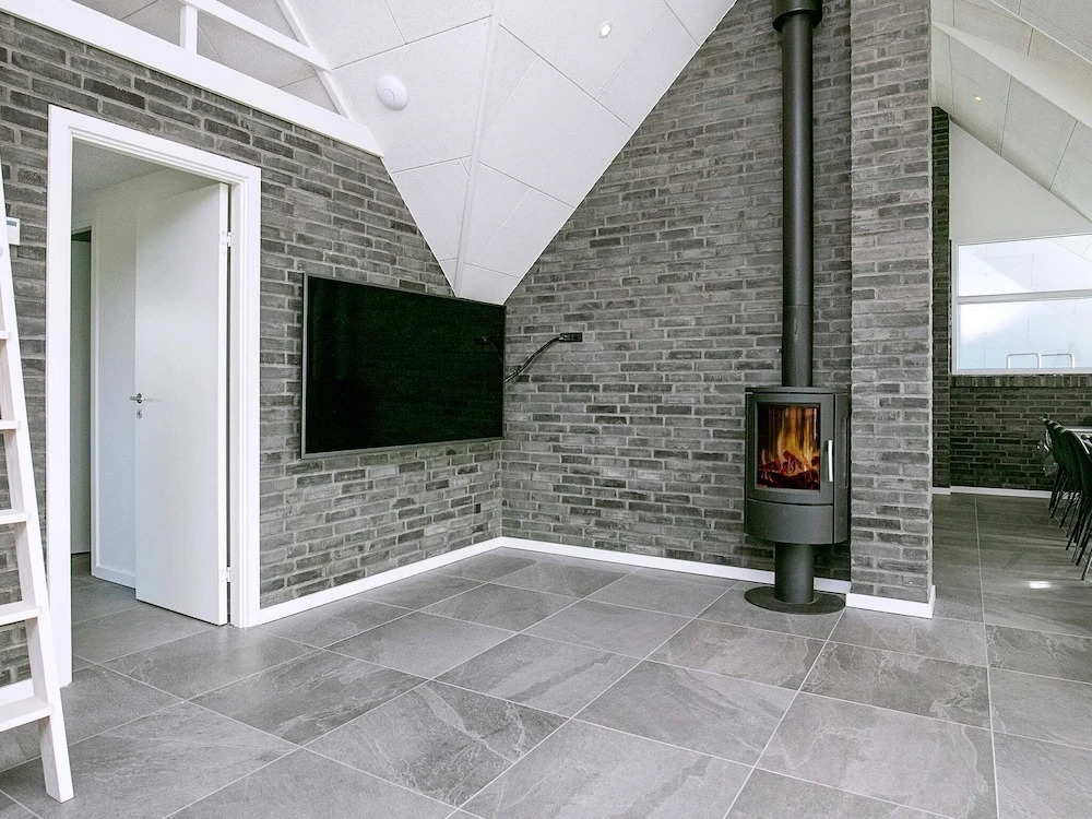 Spacious Cottage in Ringkobing Jutland With Swimming Pool - фото 17