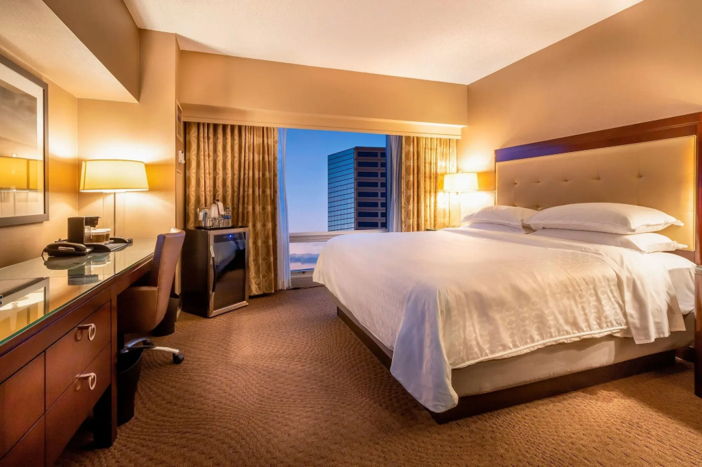 Sheraton Indianapolis Hotel at Keystone Crossing - Général