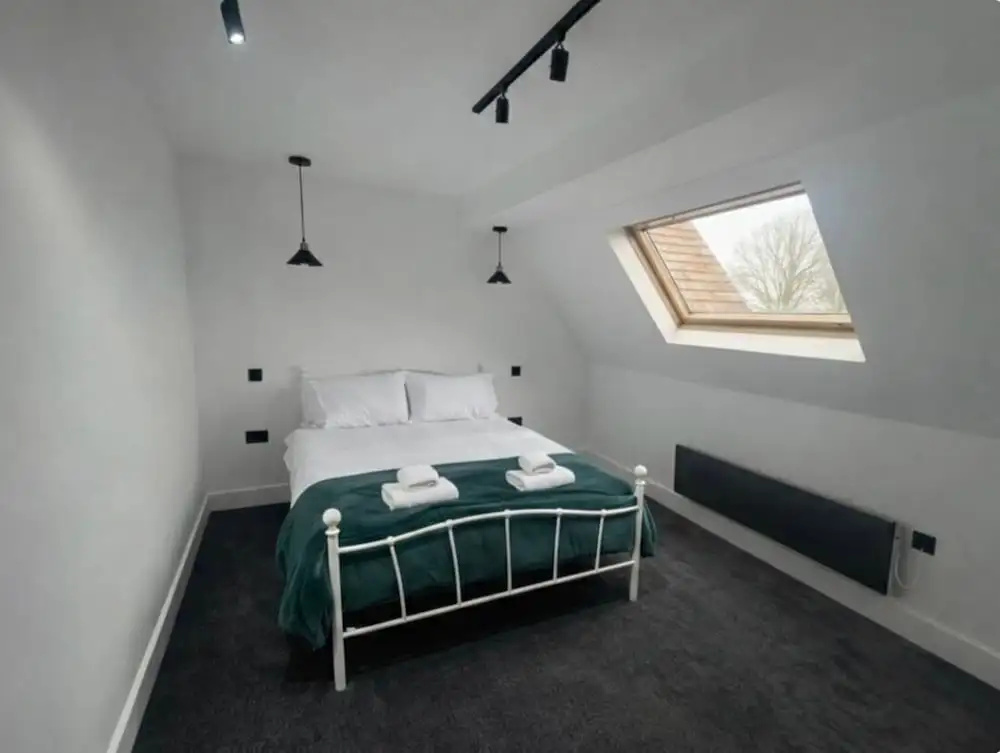 Dippen Hall Charm - Minutes From London Gatwick