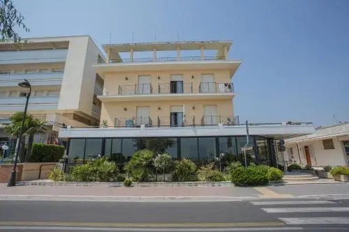 Hotel Deanna