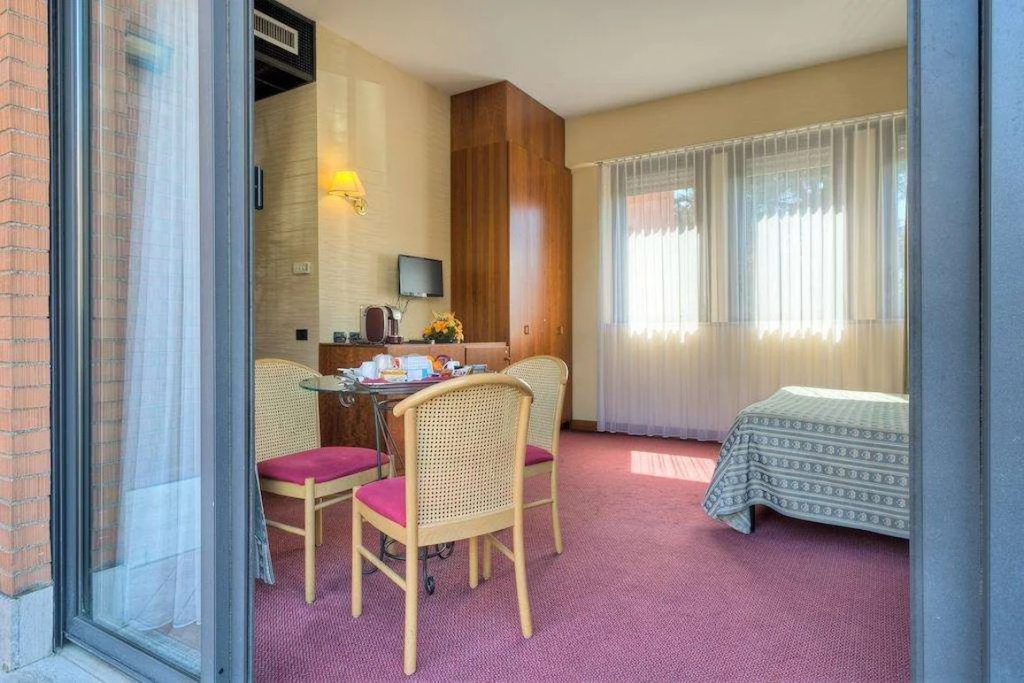 Hotel photo 26