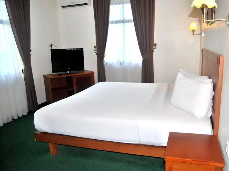 Hotel Bumi Asih - фото 5
