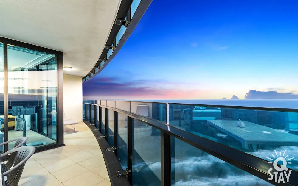 Balcony & Terrace