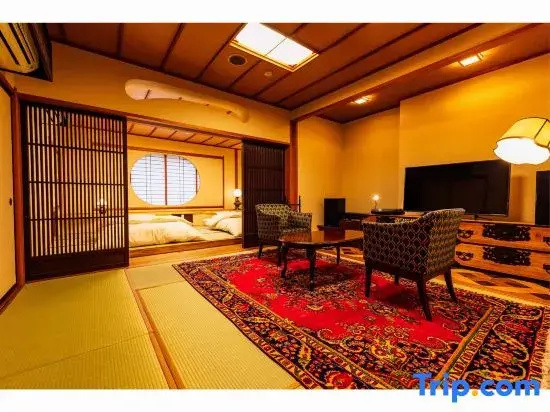 Standard room with mountain view