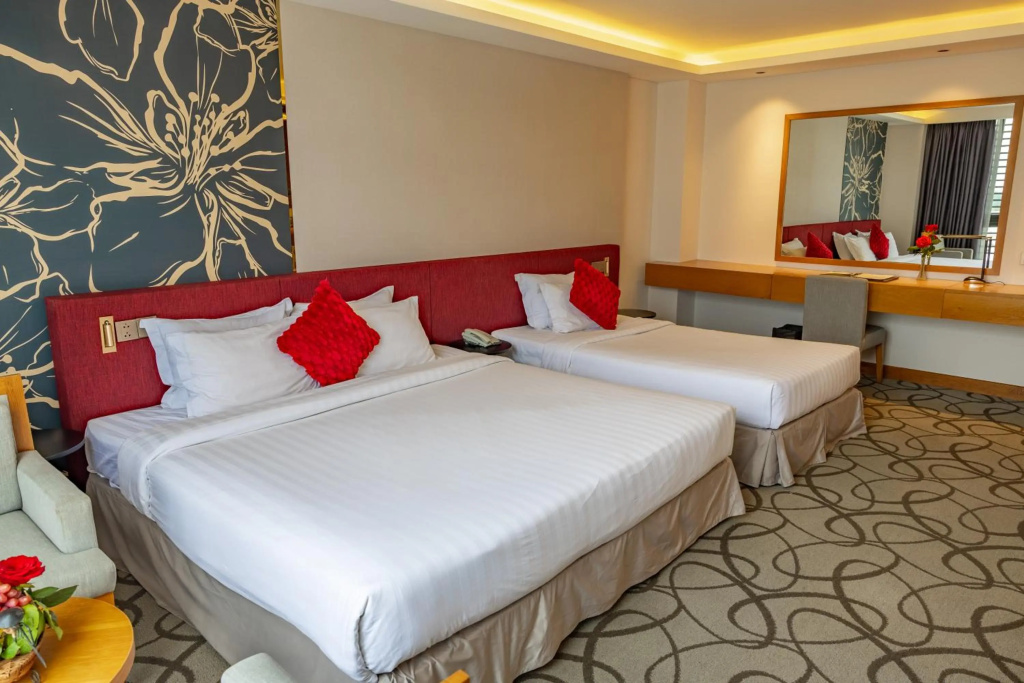 The IRIS Signature Hotel & Spa — 4