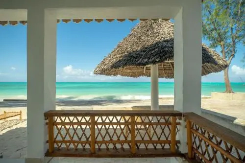 Beach & Waterfront