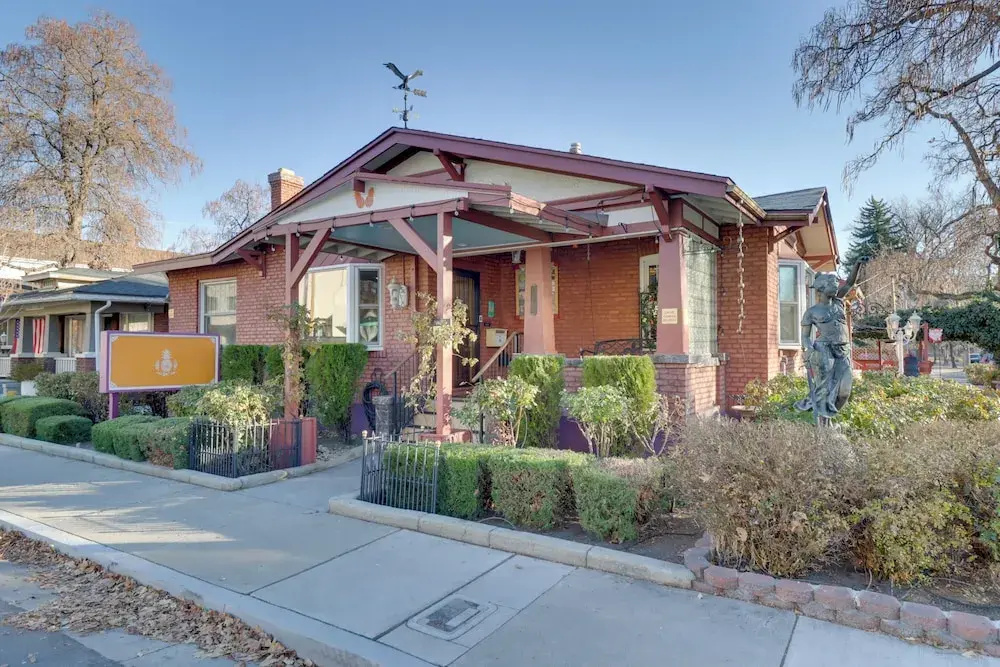 Half-mi to River Walk: 'rose Cottage' in Truckee!