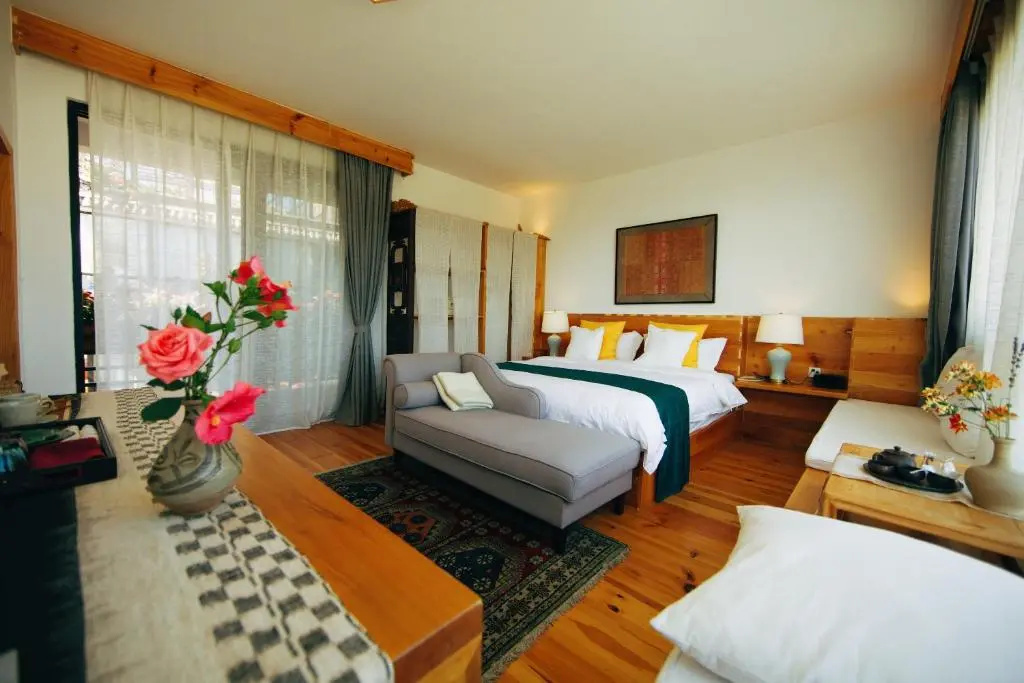 Deluxe Double room with balcony and with sea view (full double bed)