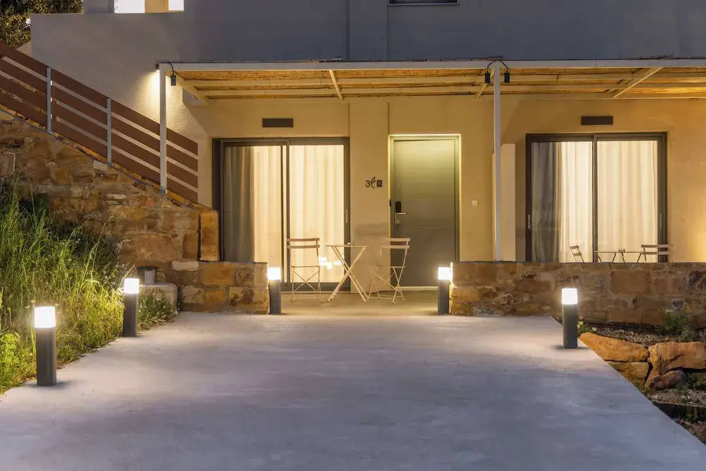 Enalis Studios & Apartments