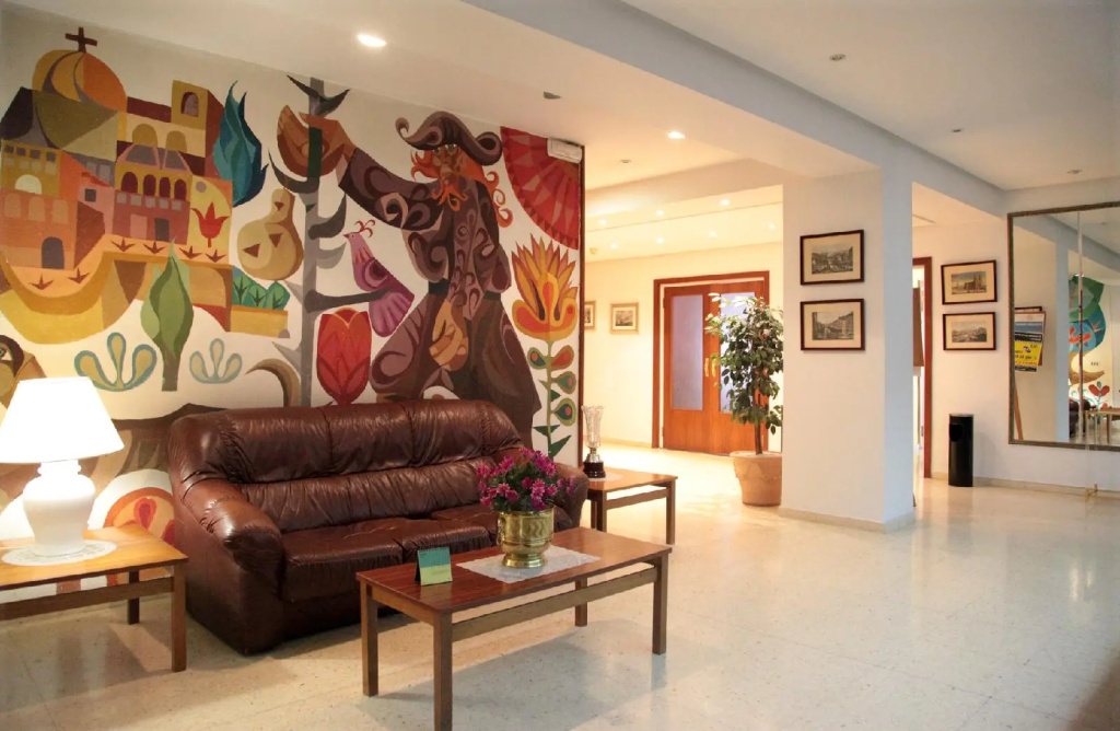 Hotel photo 8