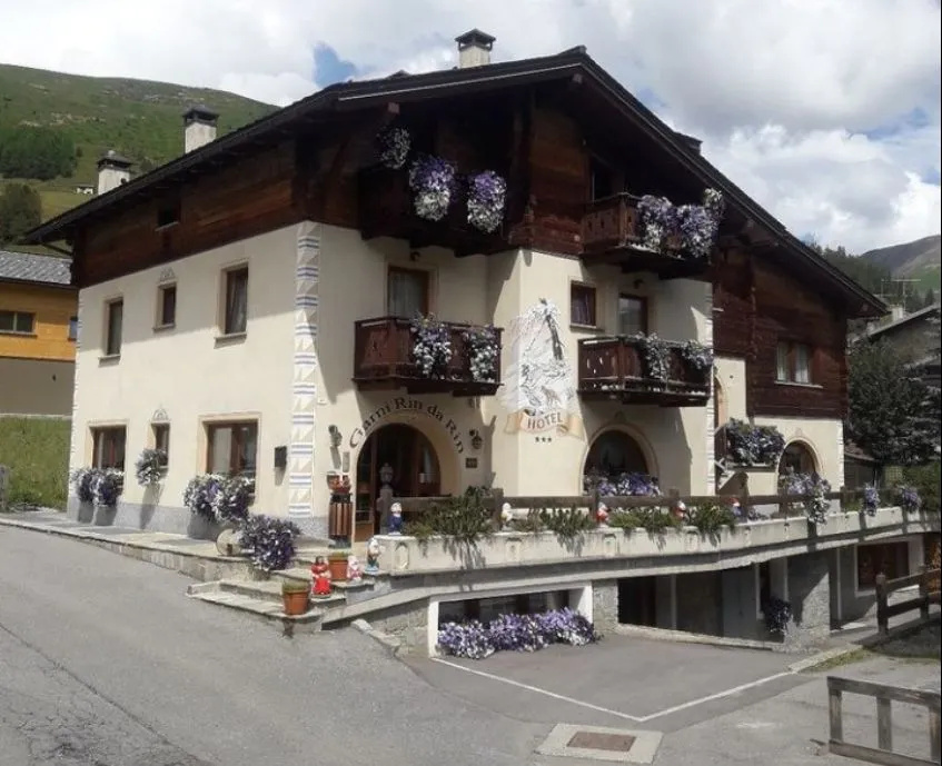 Hotel Garni Rin da Rin