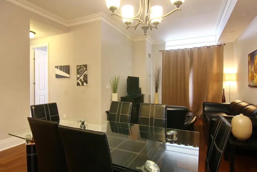 Pelicanstay at Square One Mall - фото 20