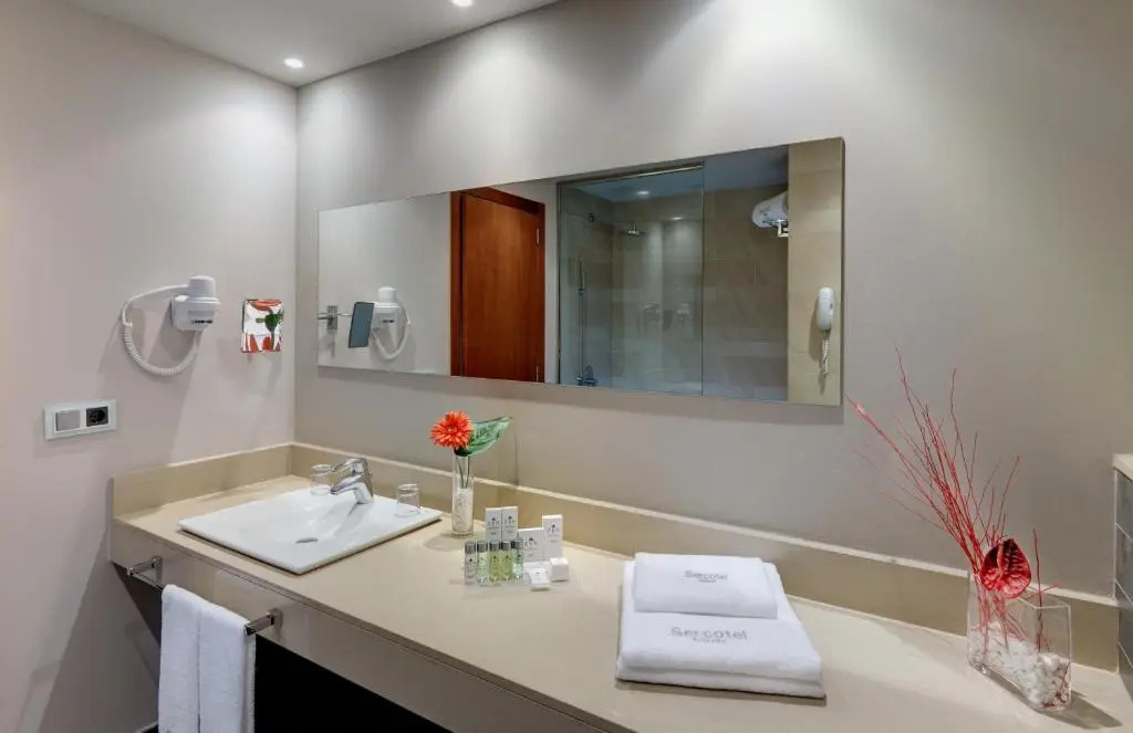 Hotel Sercotel Ciutat de Montcada - Chambres