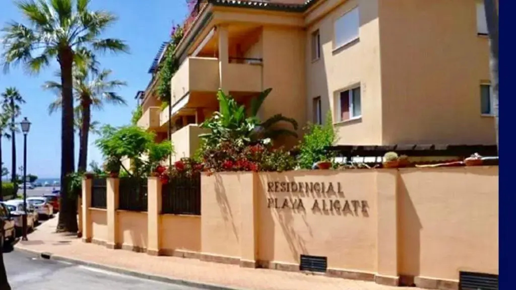 Marbella Beachfront - Apartment With sea views B1