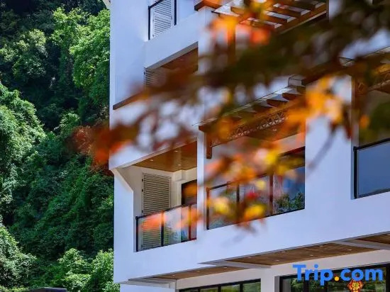 Xilu Homestay (Yuxian Weinan Sichuan-Tibet Line Branch)