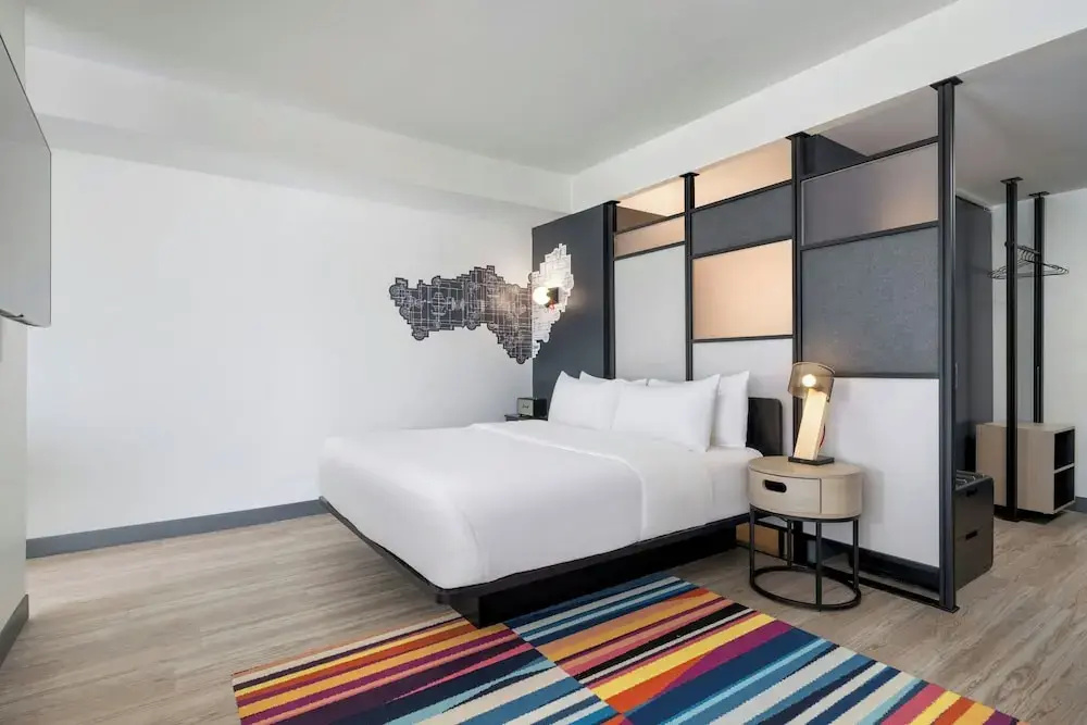 Double Suite (full double bed)