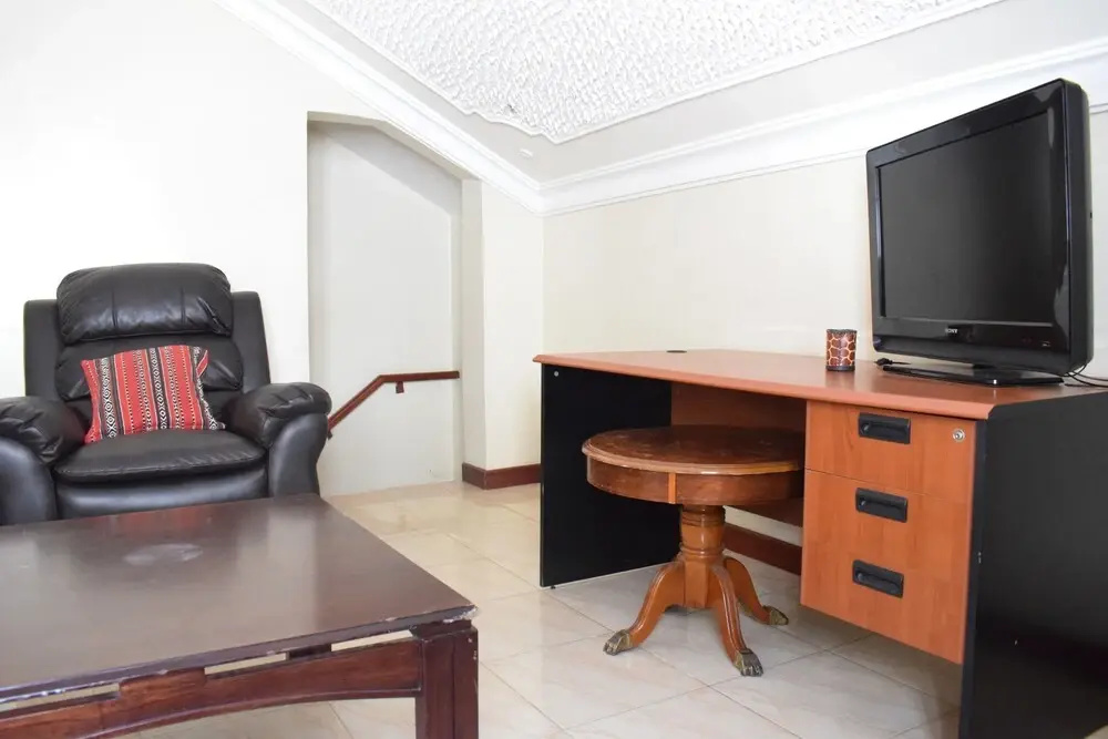 Lobby & Reception