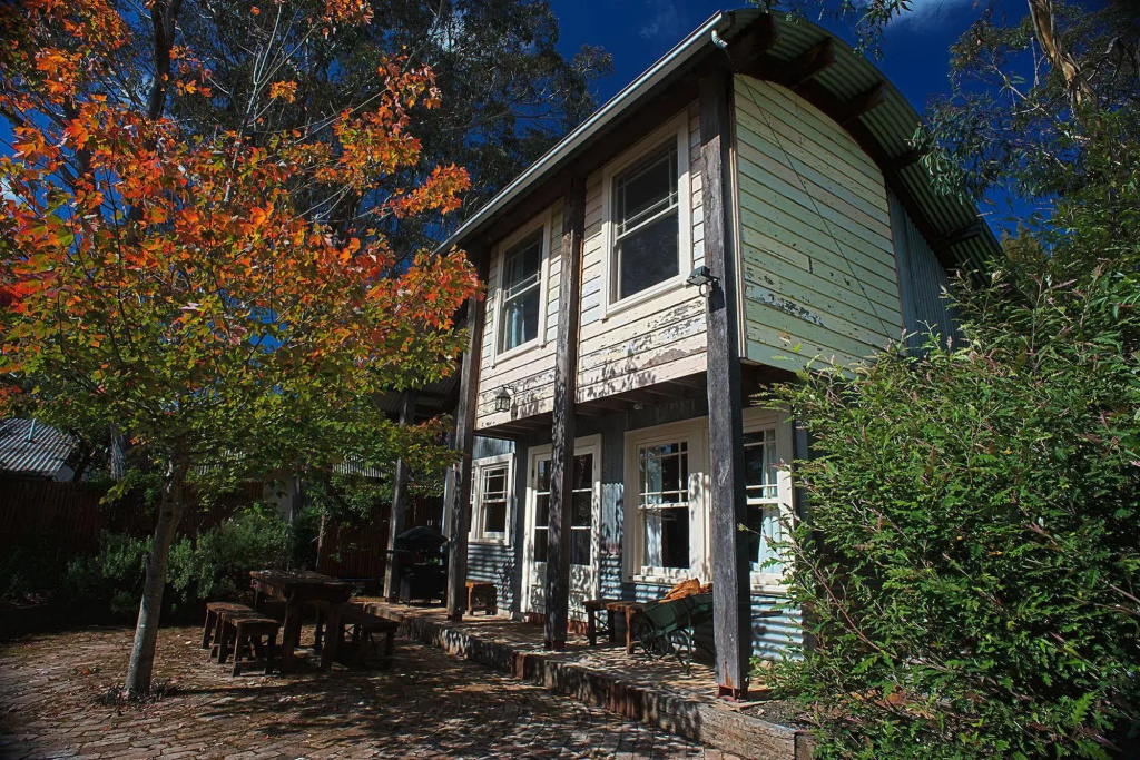 Old Leura Dairy