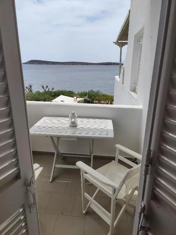 Standard Double room with sea view (full double bed)