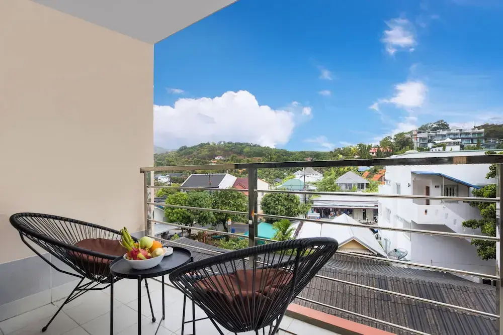 Chill & Relax Stay at Rawai Condo 311