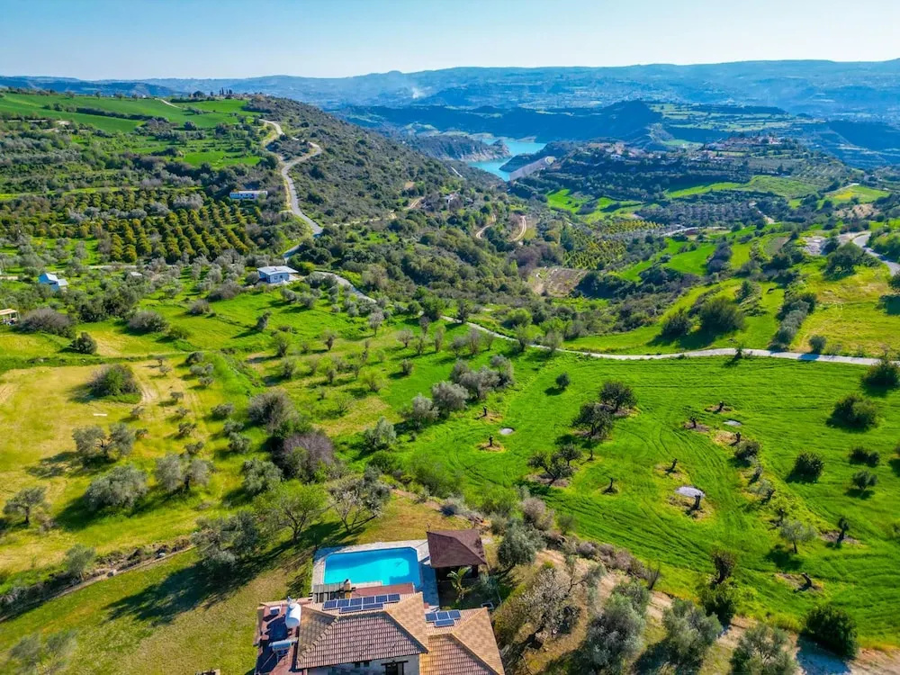 Villa River View in Peristerona