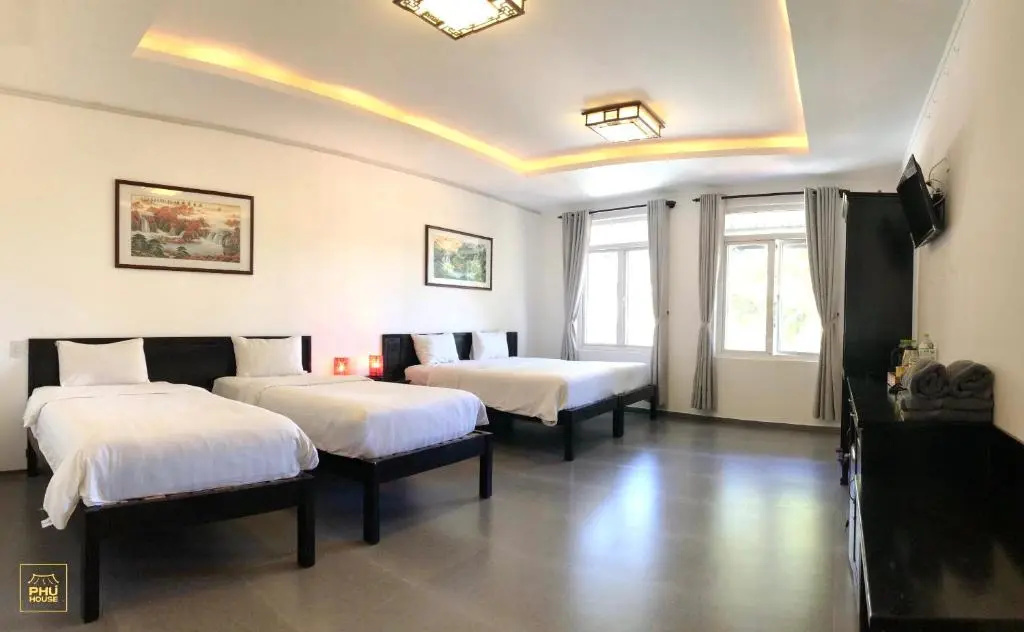 Deluxe Quadruple room