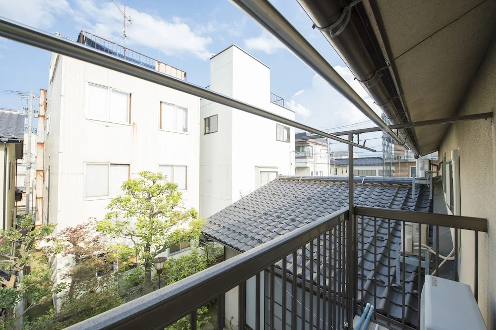 Balcony & Terrace