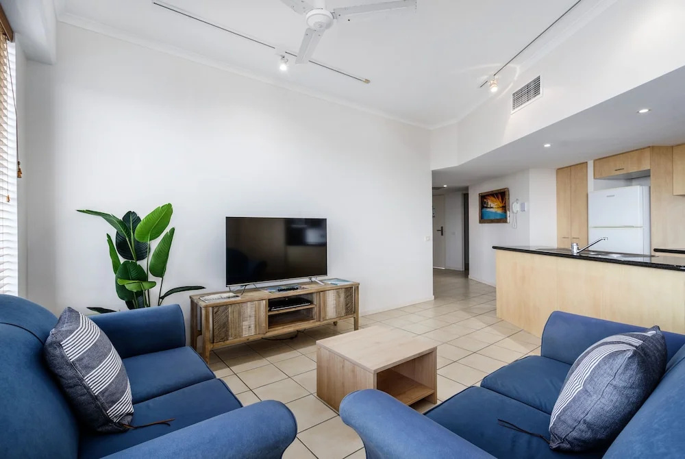 2 Bedrooms Standard room with pool view