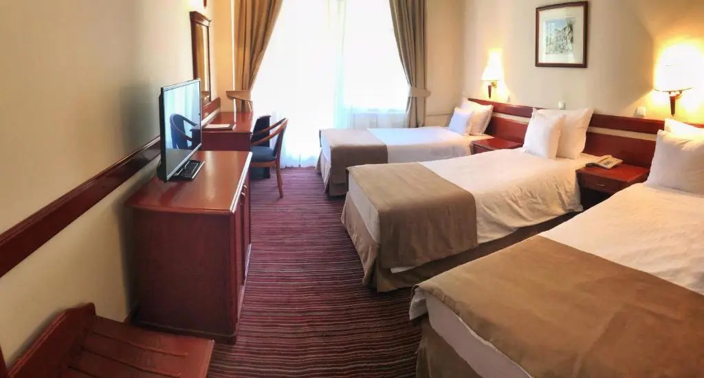 Metropol Hotel - Chambres