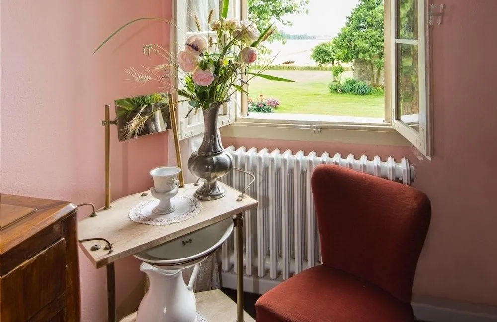 Balcony & Terrace