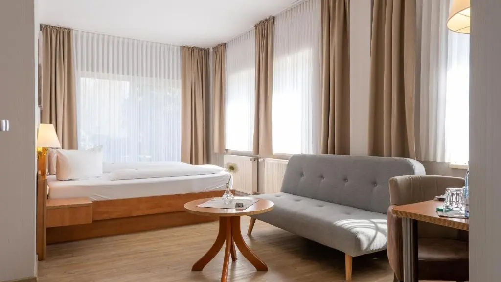 Standard Double room (full double bed)