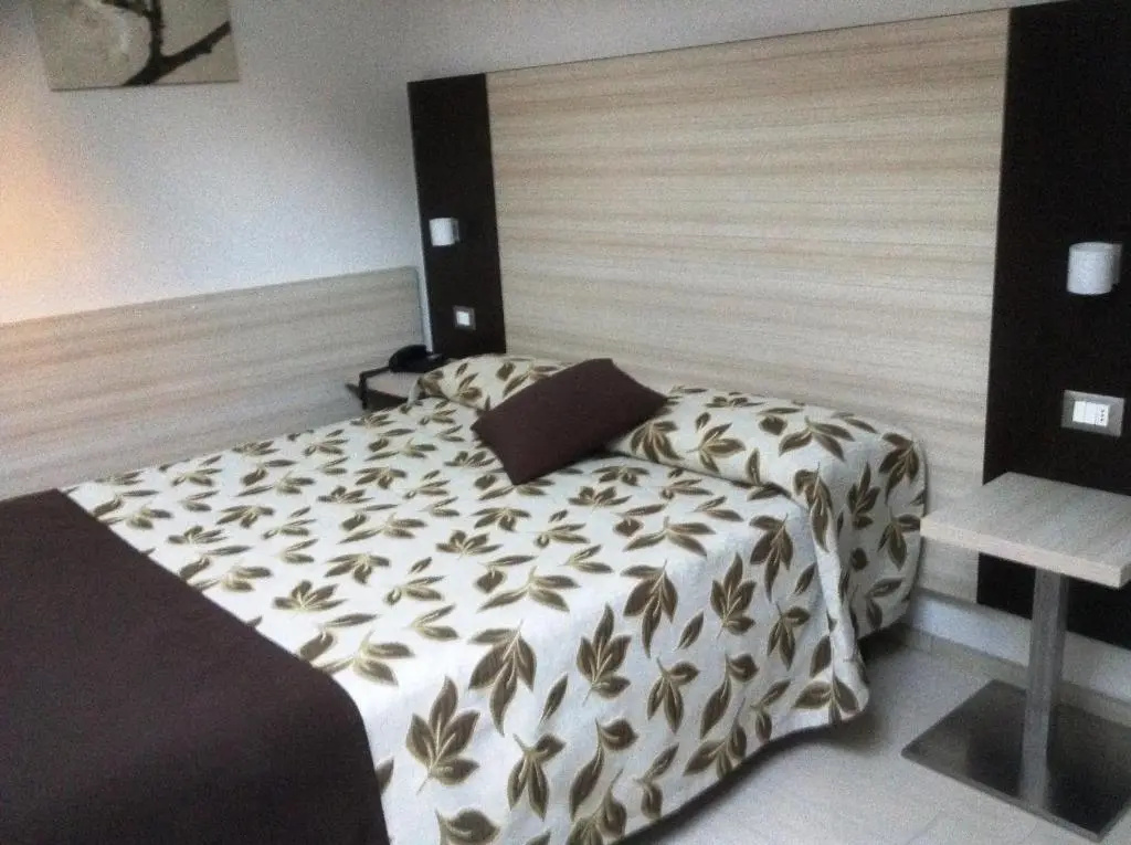Hotel Holiday - Chambres