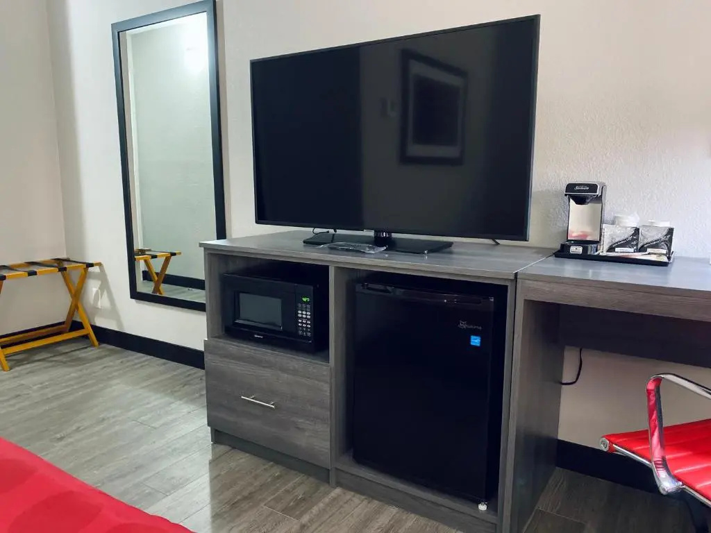 Ramada by Wyndham Hartford North / Bradley Airport - Chambres