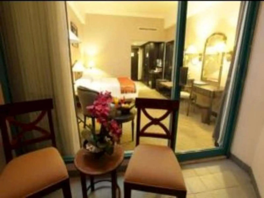 Blue Sky Hotel — фото 4