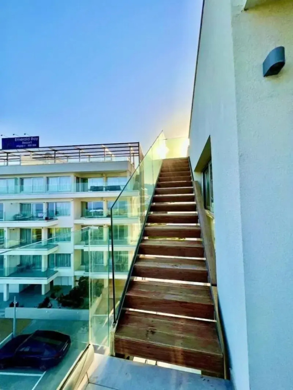 Emerald Bay Suites