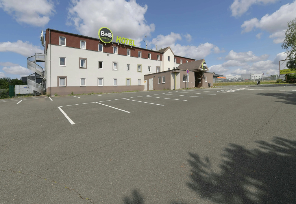 Voir la photo 1 — B&B HOTEL Le Mans Nord 1