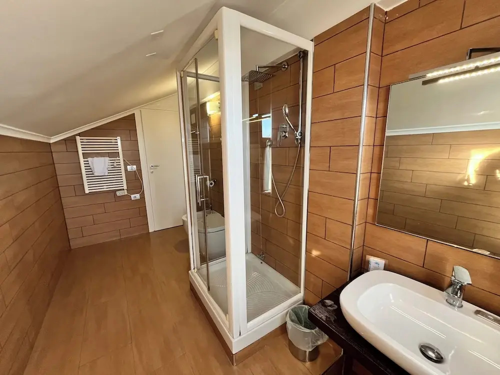 E H Suites Rome Airport - Chambres